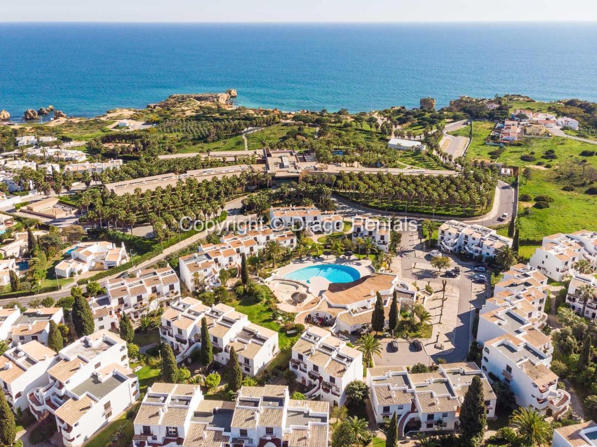 Coastal Retreat With Pool And Beach Access By Drago Rentals Albufeira Dış mekan fotoğraf