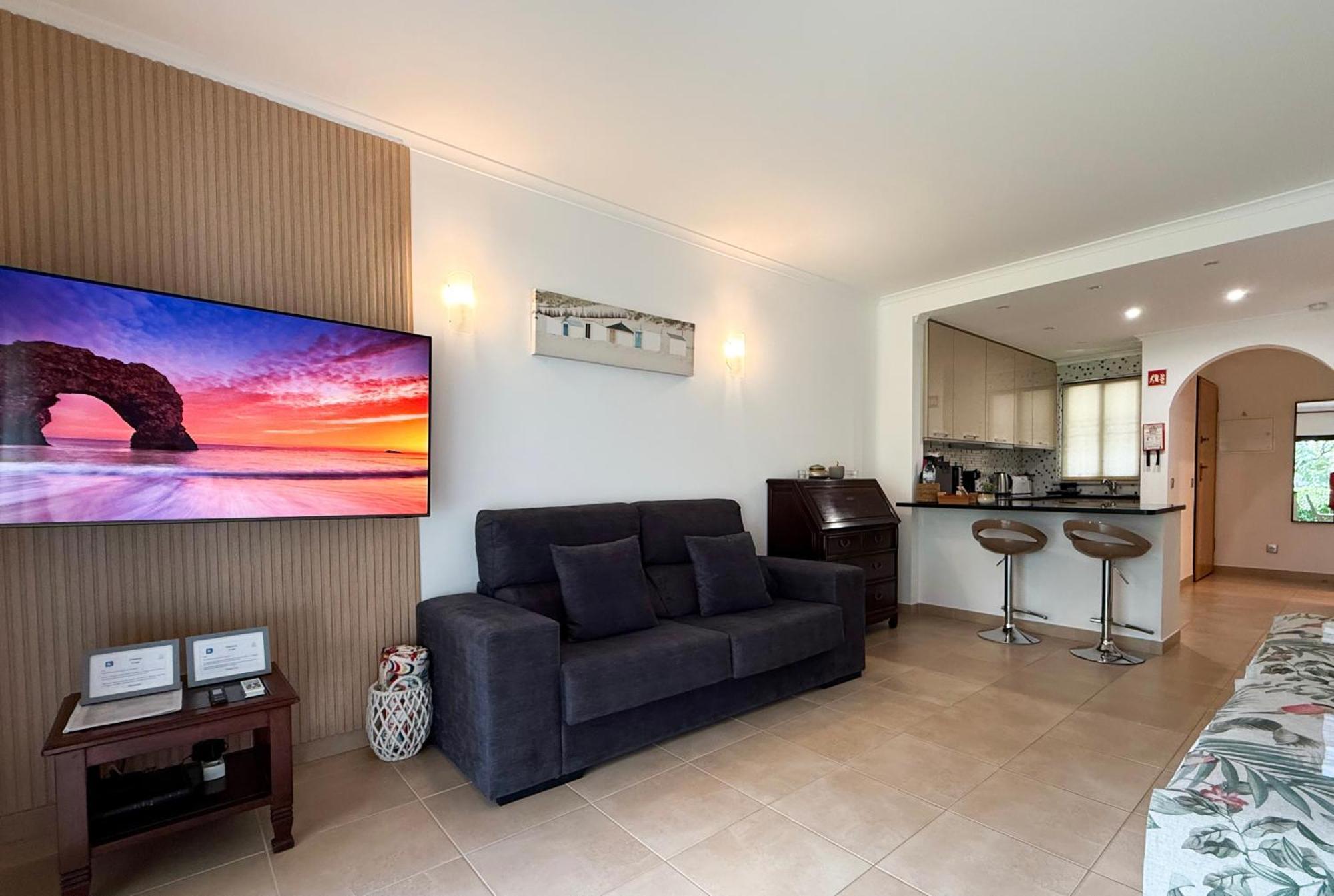 Coastal Retreat With Pool And Beach Access By Drago Rentals Albufeira Dış mekan fotoğraf