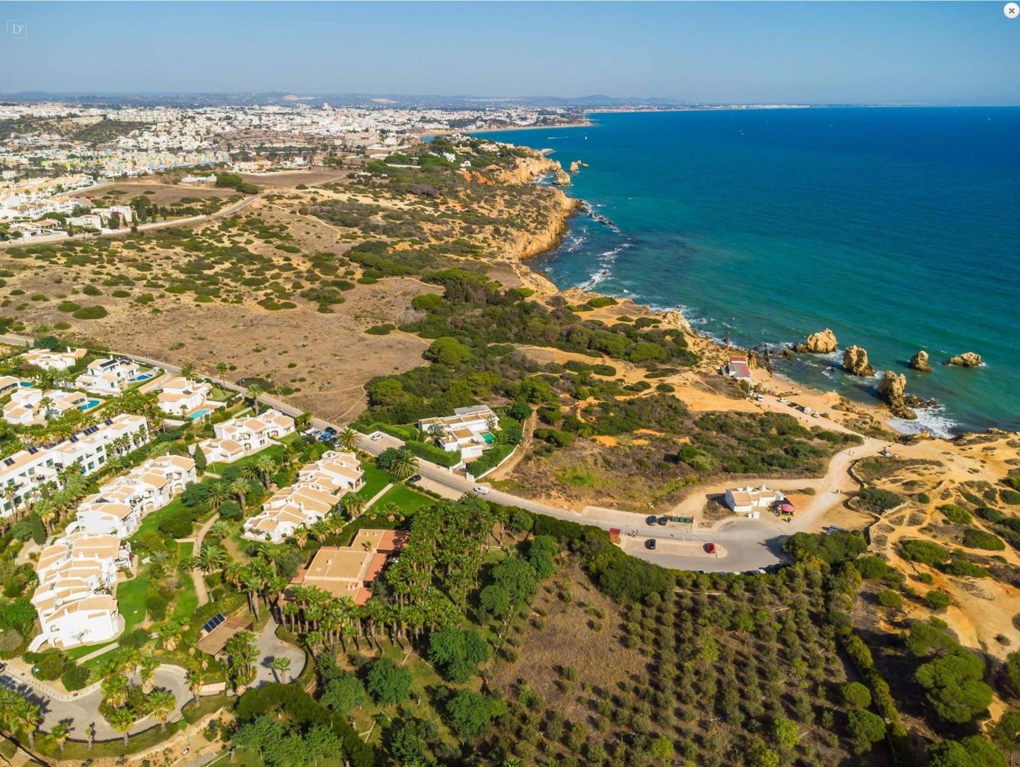 Coastal Retreat With Pool And Beach Access By Drago Rentals Albufeira Dış mekan fotoğraf